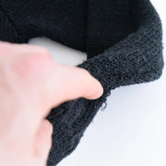 Vintage 90's Black & Cream Knit w/ Pearls CrewNeck Sweater - Picture 13 of 13